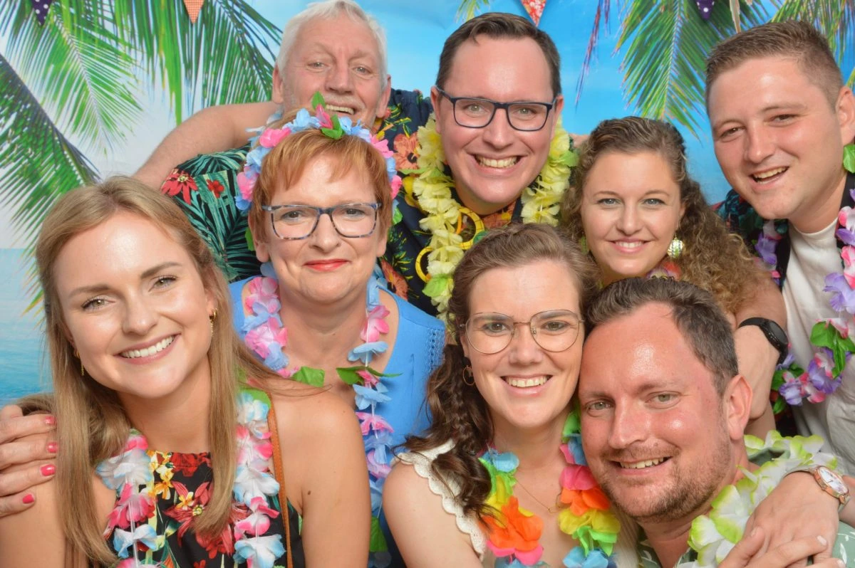 Bruiloft Photobooth in Hawaii-thema trouwfeest fotobooth huren